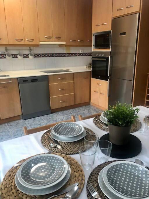 Nuevo Con Piscina A 2 Minutos Estacion Tren Ave Apartamento Saragoça Exterior foto